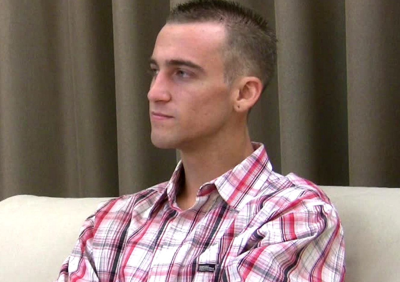 141114101-nicks-interview