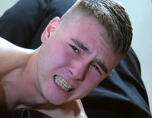 170517101-parker-on-the-bench