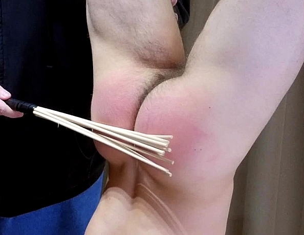 171017101-wes-upside-down