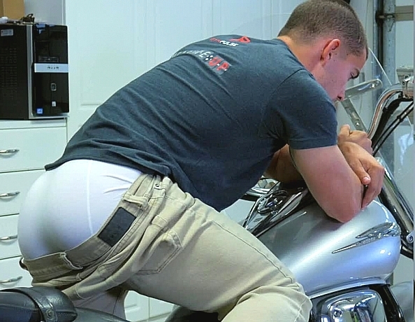 171107101-wes-motorcycle-spanking