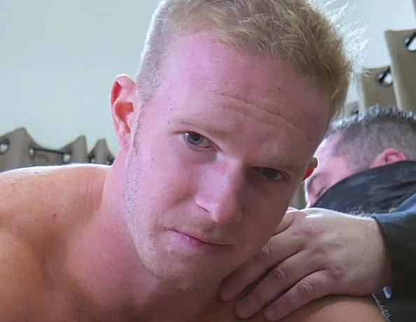 171206102-kurt-over-the-knee-part-2