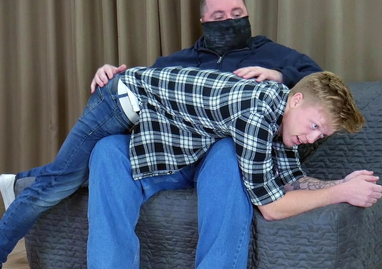 180912101-jeffs-first-spanking