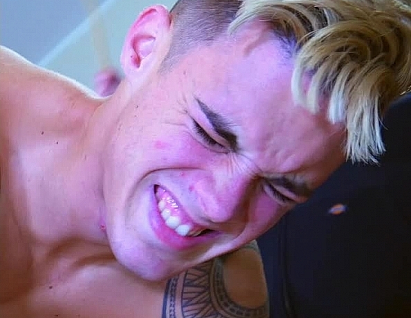 181017101-confession-is-bad-for-the-butt