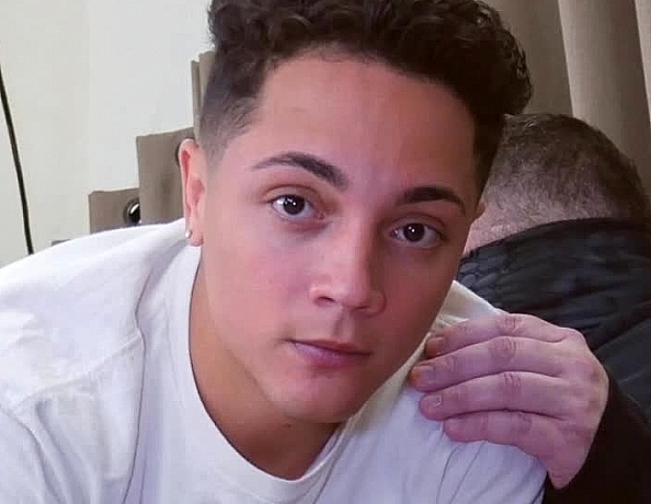 181230101-dex-over-the-knee