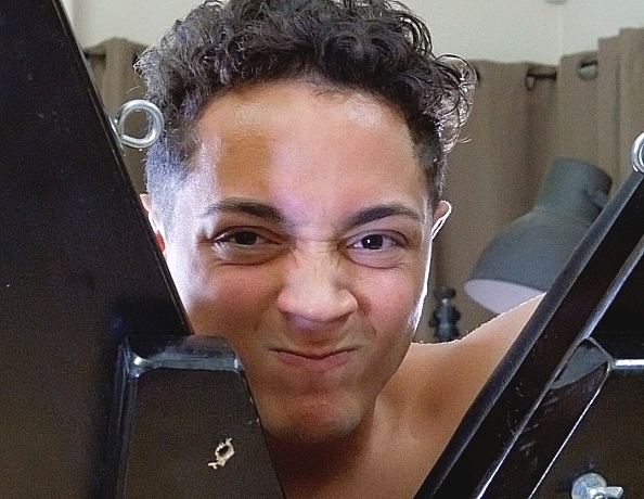 190117101-dex-on-the-cross