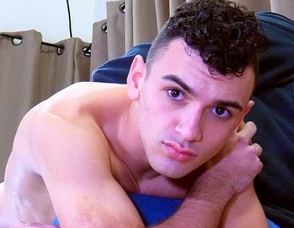 191122101-maxs-first-spanking