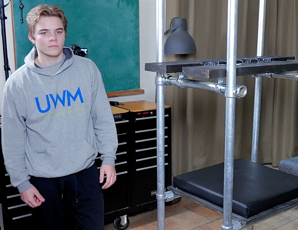 211221102-cooper-in-the-spanking-tower