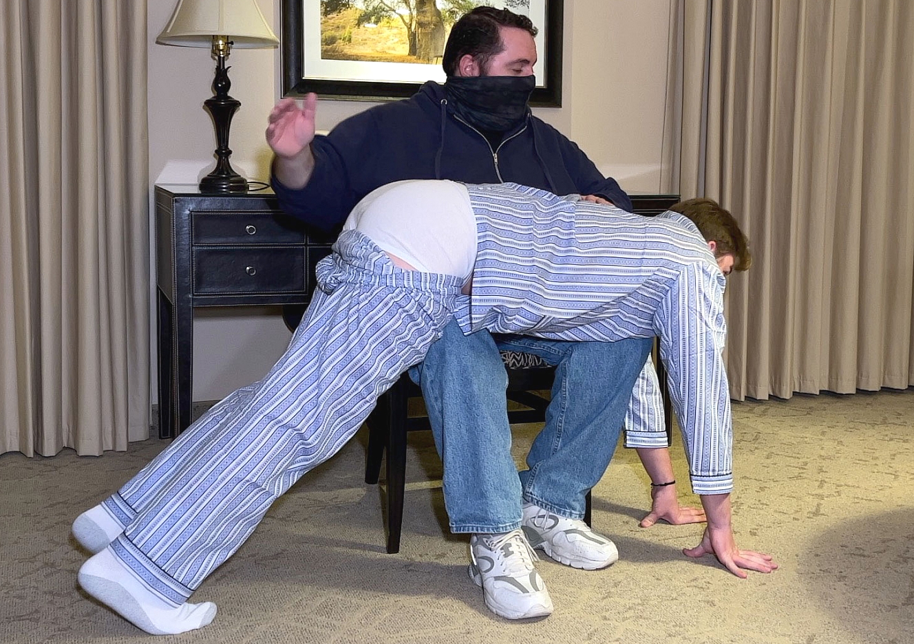 220107101-the-wrong-crowd