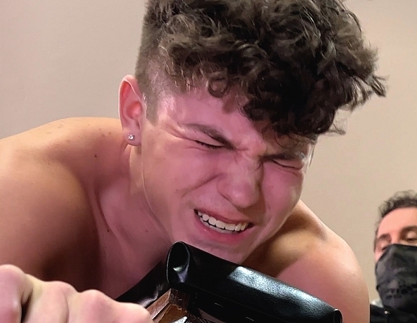 220810101-drake-on-the-spanking-bench