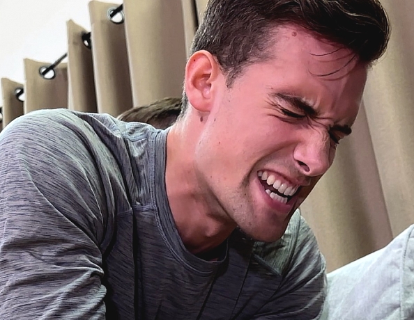 221130102-josh-spanks-darren