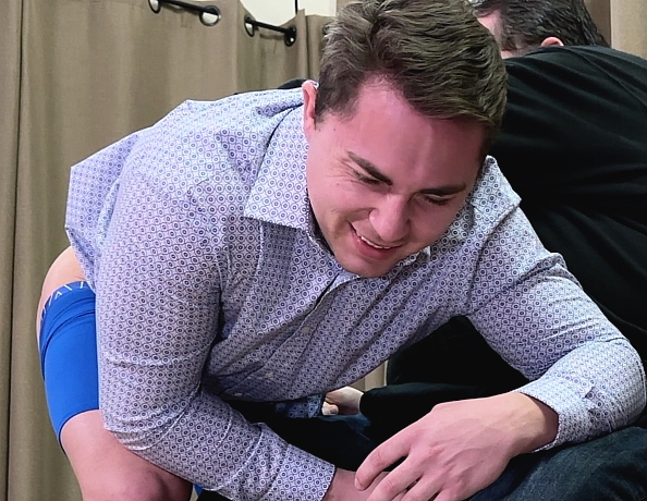 230108101-cj-over-the-knee